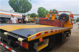 巴彦附近拖车电话号码服务